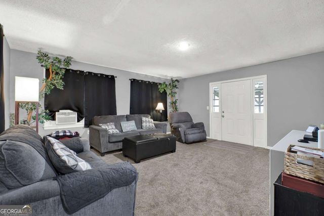 400 Hall Memorial Road NW, Calhoun, GA 30701
