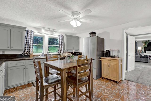 400 Hall Memorial Road NW, Calhoun, GA 30701