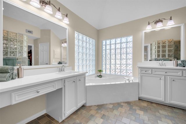 1238 Willow Branch Drive, League City, TX 77573