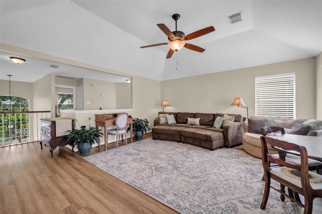 1238 Willow Branch Drive, League City, TX 77573