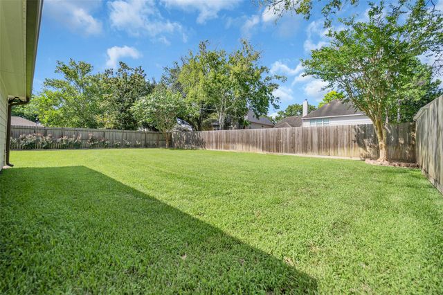 1238 Willow Branch Drive, League City, TX 77573
