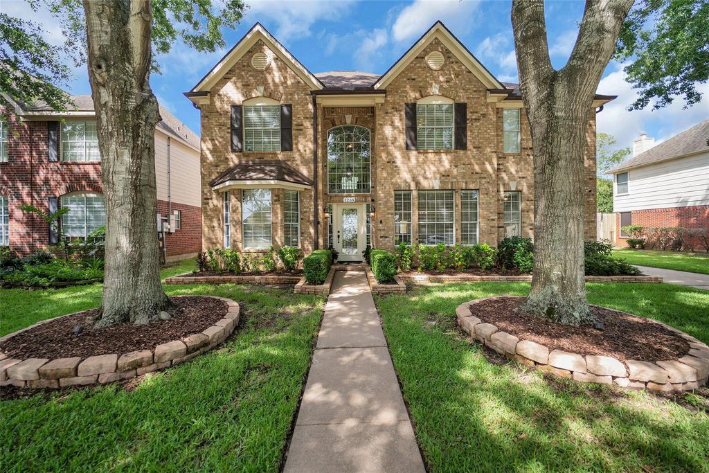 1238 Willow Branch Drive, League City, TX 77573