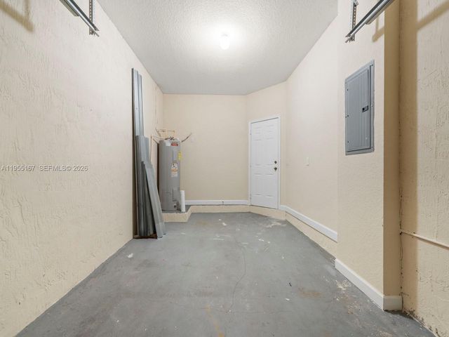 2534 SE 15th Ct, Homestead, FL 33035