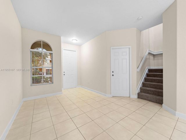 2534 SE 15th Ct, Homestead, FL 33035