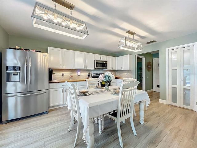 951 CRYSTAL BAY LANE, Orlando, FL 32828