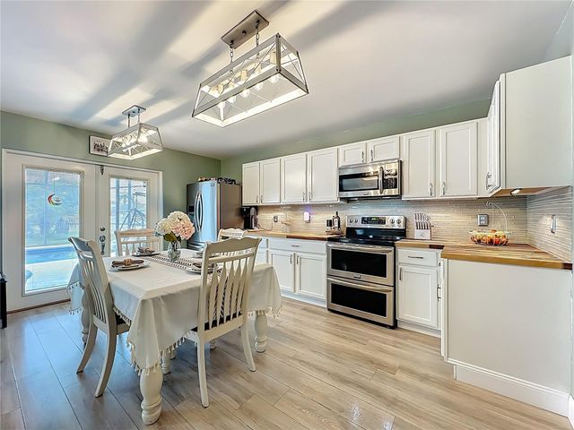 951 CRYSTAL BAY LANE, Orlando, FL 32828