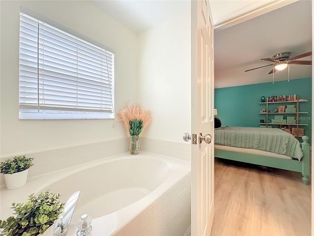 951 CRYSTAL BAY LANE, Orlando, FL 32828