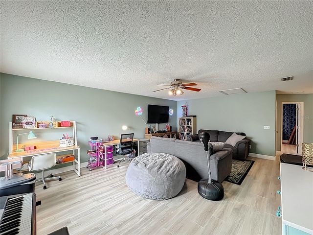 951 CRYSTAL BAY LANE, Orlando, FL 32828