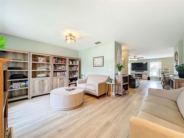 951 CRYSTAL BAY LANE, Orlando, FL 32828