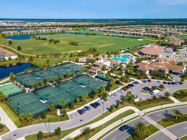 17510 GAWTHROP DRIVE 104, Bradenton, FL 34211