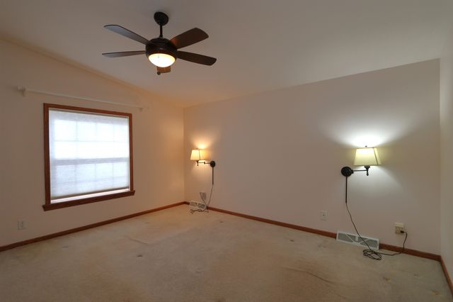 20 Kirkwood Road, Hooksett, NH 03106