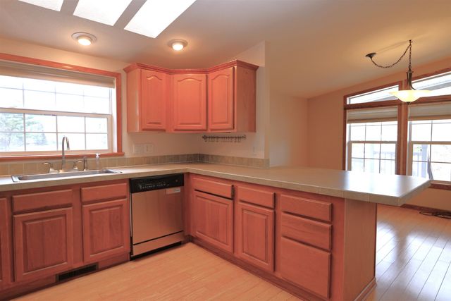 20 Kirkwood Road, Hooksett, NH 03106