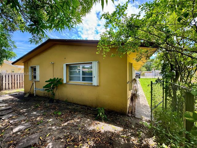 1727 SW 21st Street, Fort Lauderdale, FL 33315