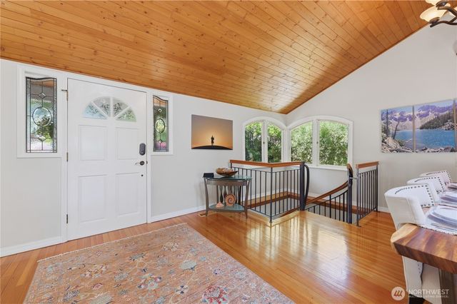 18002 25th Avenue NE, Lake Forest Park, WA 98155
