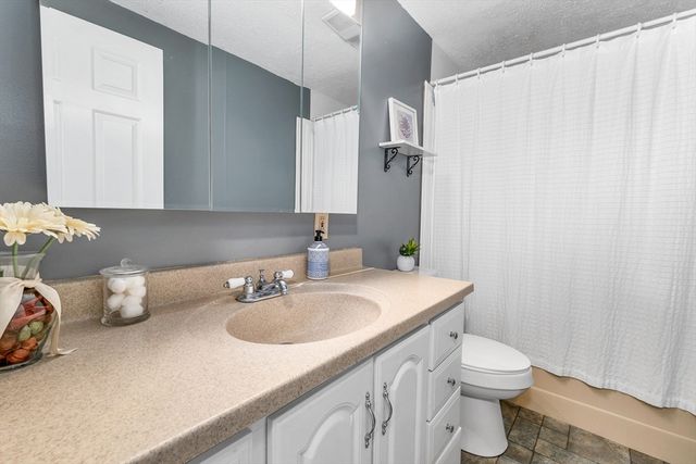 26 A Street, Seabrook, NH 03874
