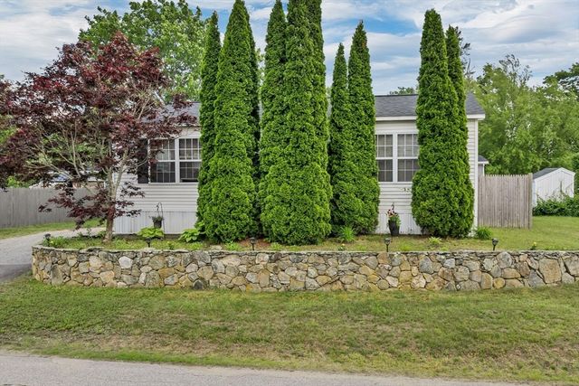 26 A Street, Seabrook, NH 03874