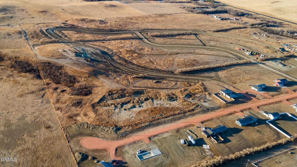 Lot 24 2150 124r Avenue NW, Watford City, ND 58854 photo 3
