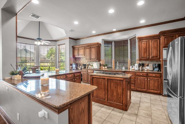 1818 Saint Johns Avenue, Allen, TX 75002