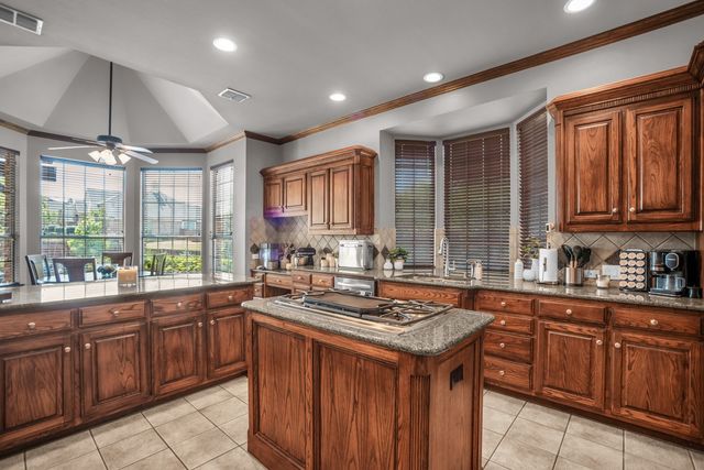 1818 Saint Johns Avenue, Allen, TX 75002