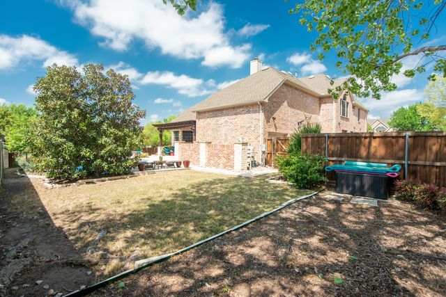 1818 Saint Johns Avenue, Allen, TX 75002