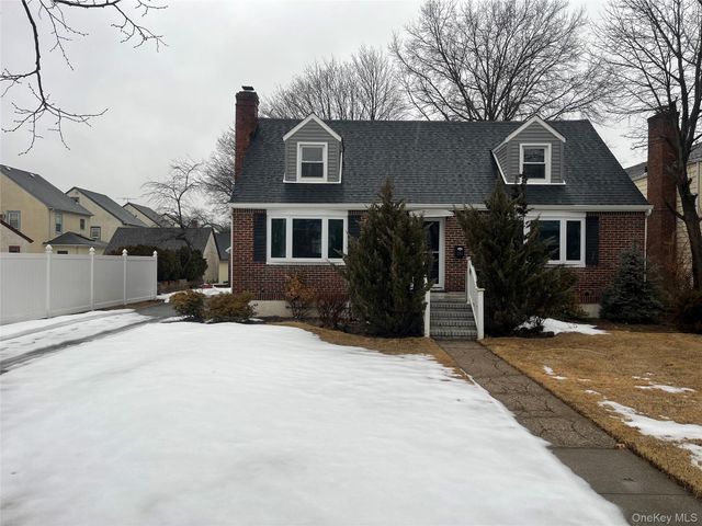 240 Woodfield Road, West Hempstead, NY 11552