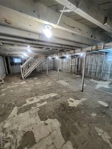 240 Woodfield Road, West Hempstead, NY 11552