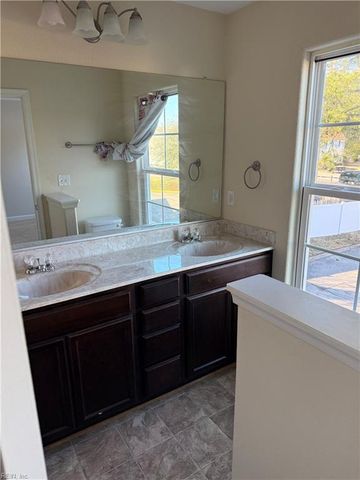 5002 Glen Canyon DR, Virginia Beach, VA 23462