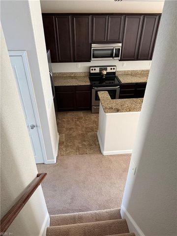 5002 Glen Canyon DR, Virginia Beach, VA 23462