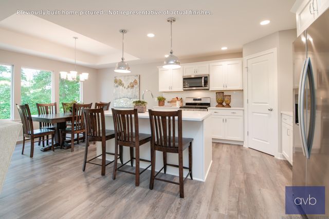 14325 Bridgeview Pointe, Vicksburg Vllg, MI 49097