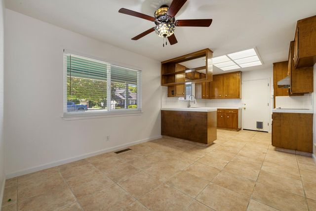 335 North Ave, Turlock, CA 95382