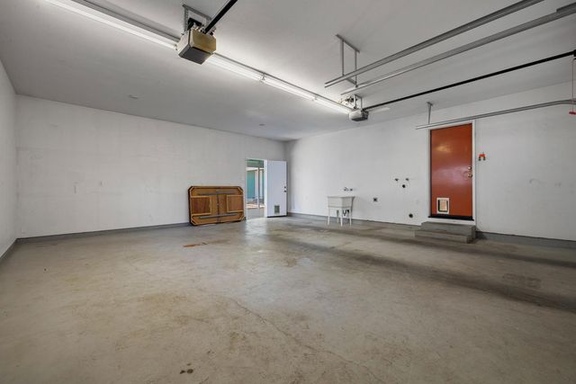 335 North Ave, Turlock, CA 95382