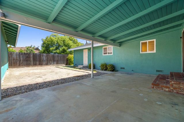 335 North Ave, Turlock, CA 95382