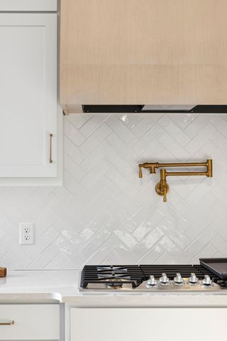 11359 Wildflower Drive N, Lake Elmo, MN 55042