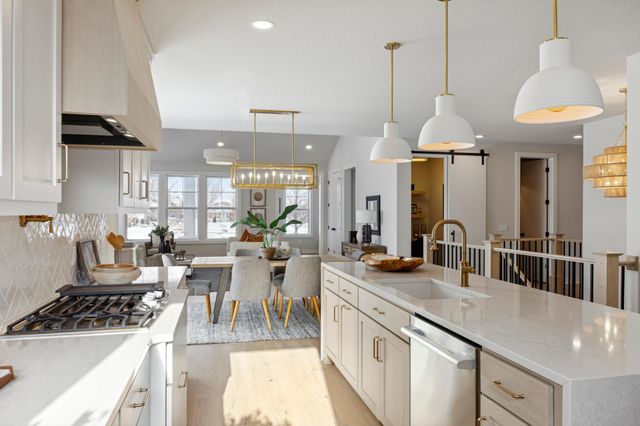 11359 Wildflower Drive N, Lake Elmo, MN 55042