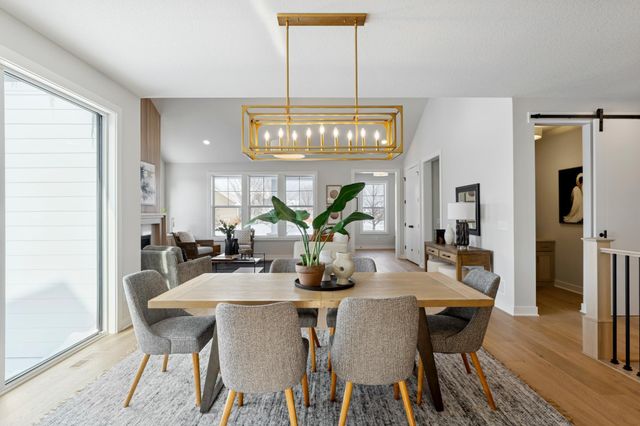 11359 Wildflower Drive N, Lake Elmo, MN 55042