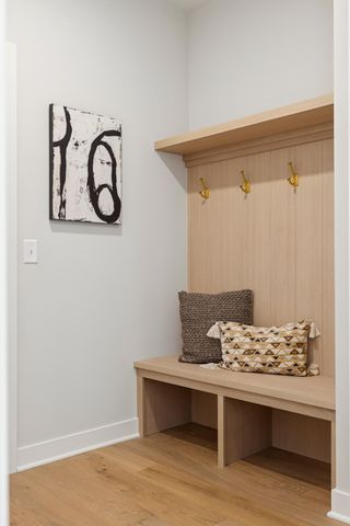 11359 Wildflower Drive N, Lake Elmo, MN 55042