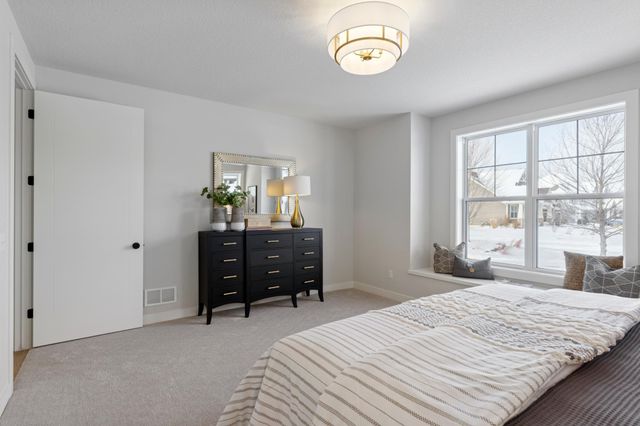 11359 Wildflower Drive N, Lake Elmo, MN 55042