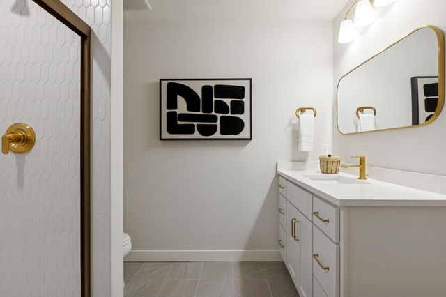 11359 Wildflower Drive N, Lake Elmo, MN 55042