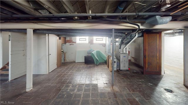 2001 Cypress Avenue, Cleveland, OH 44109