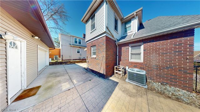 2001 Cypress Avenue, Cleveland, OH 44109