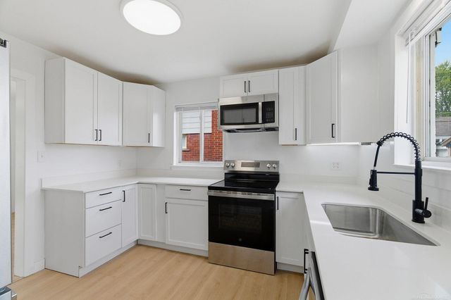 19809 Shady Lane Avenue, Saint Clair Shores, MI 48080