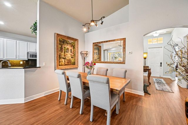 6364 Lennox Lane, Vero Beach, FL 32966