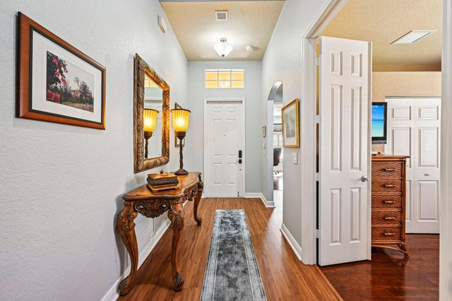 6364 Lennox Lane, Vero Beach, FL 32966