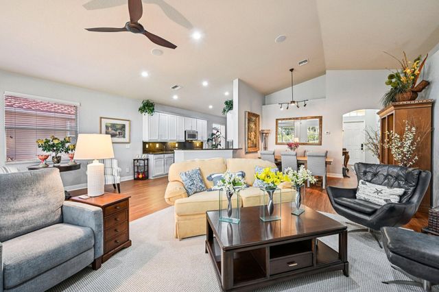 6364 Lennox Lane, Vero Beach, FL 32966