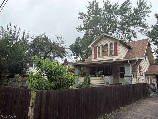 117 Colonial Boulevard NE, Canton, OH 44714