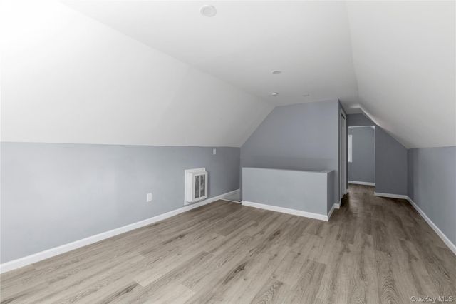 9 May Court, West Hempstead, NY 11552