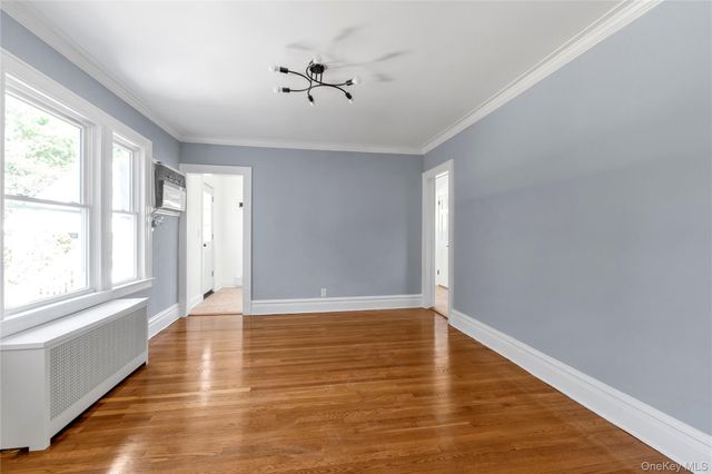 9 May Court, West Hempstead, NY 11552