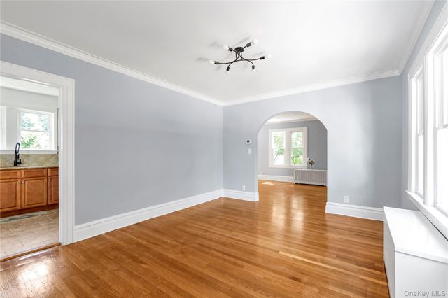 9 May Court, West Hempstead, NY 11552