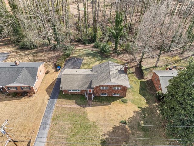 409 Springwood Drive, Spartanburg, SC 29302