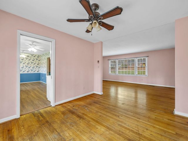 409 Springwood Drive, Spartanburg, SC 29302